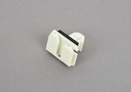 Clip mit links Selly Winder OEM 51217457387 für BMW F90, G30, G31, G38, G70, G29, U25. Original BMW.