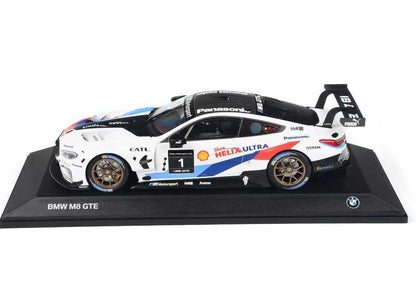 Miniatura de colección BMW Motorsport M8 GTE 1:18 con detalles originales y techo efecto carbono. Ideal para fans de BMW. OEM 80435A51946. Para todos los aficionados. Original BMW.