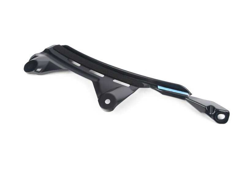 Protector de paso de rueda trasero derecho OEM 51778076664 para BMW F90 (M5). Original BMW.