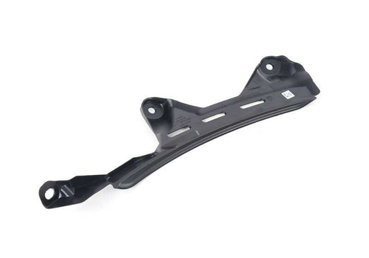 Embellecedor paso de rueda trasero izquierdo OEM 51778076663 para BMW F90 M5. Original BMW.