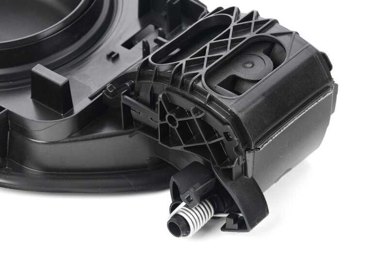 Tapa de protección para conector de carga OEM 51177433414 para BMW G20, G21. Original BMW.