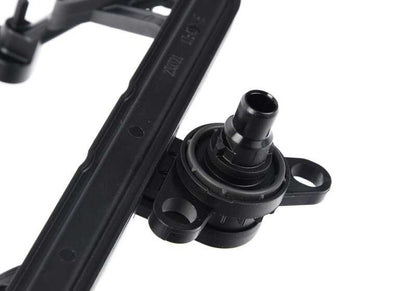 Jogo do separador de petróleo BMW G30, G31N, G11, G14, G15, G16, G05, G06, G06, G07 (OEM 11158636544). BMW original.