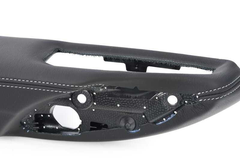Potenza in pelle sinistra OEM 51418057385 per BMW F80 M3 (Modelli: 3C91, 3C92, 8M91, 8M92). BMW originale.