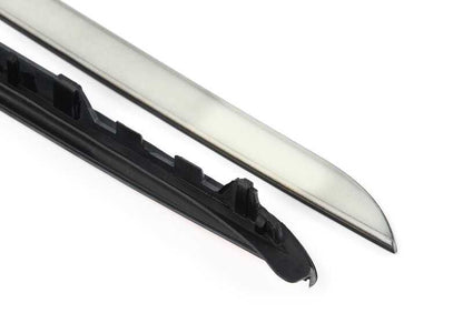 Moldura recogeaguas izquierda imprimada OEM 51317292407 para BMW F16 y F86. Pieza original BMW.