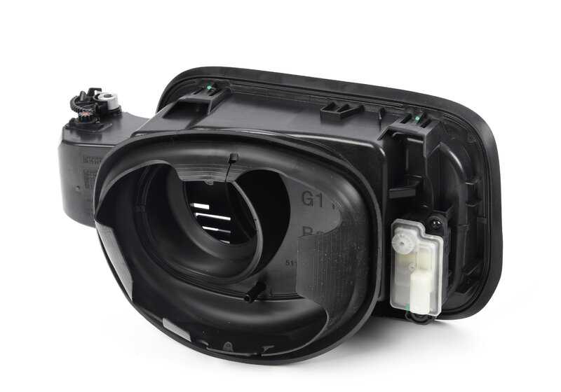 Tapa embellecedora OEM 51177358686 para BMW G11, G12. Original BMW.