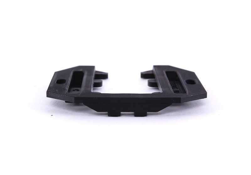 Chapa de fijación OEM 62161379986 para BMW E34 y E32. Original BMW.