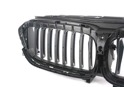 Upper luftklappen for BMW 5 Series G30, G38 (OEM 51137497280). Genuine BMW.