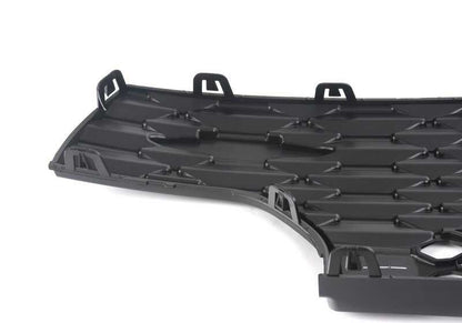 Rejilla parachoques delantero centro OEM 51119450618 para MINI F56 LCI, F55 LCI, Cabrio F57 LCI (03/2020 - 02/2024). Original MINI.