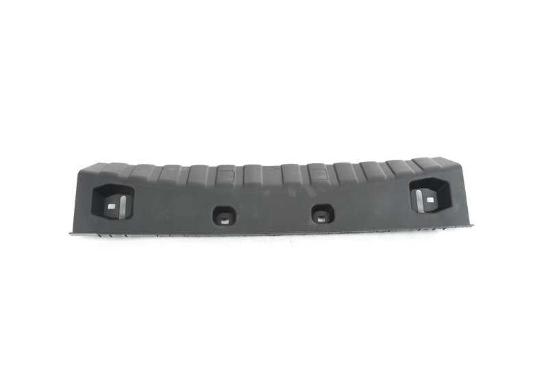 Protector embellecedor del borde de carga OEM 51479484203 para BMW Serie 2 G42 (218i, 220i, 220d, 230i, 230i xDrive). Original BMW.