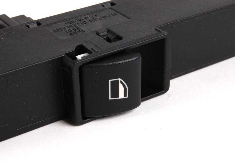 Interruptor alzacristales lado conductor OEM 61316902177 para BMW Serie 3 E46. Original BMW.