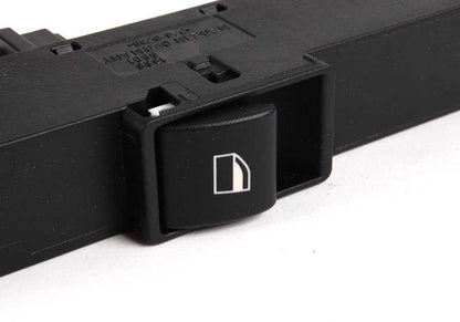 Interruptor alzacristales lado conductor OEM 61316902177 para BMW Serie 3 E46. Original BMW.