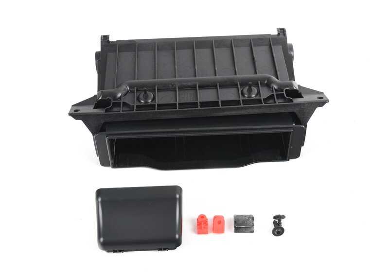 Revestimiento del maletero izquierdo OEM 51473427993 para BMW E86. Original BMW.