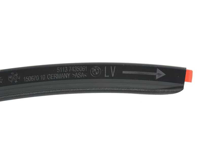 Estensione anteriore sinistra OEM 51137435061 per BMW G30, G31. BMW originale.