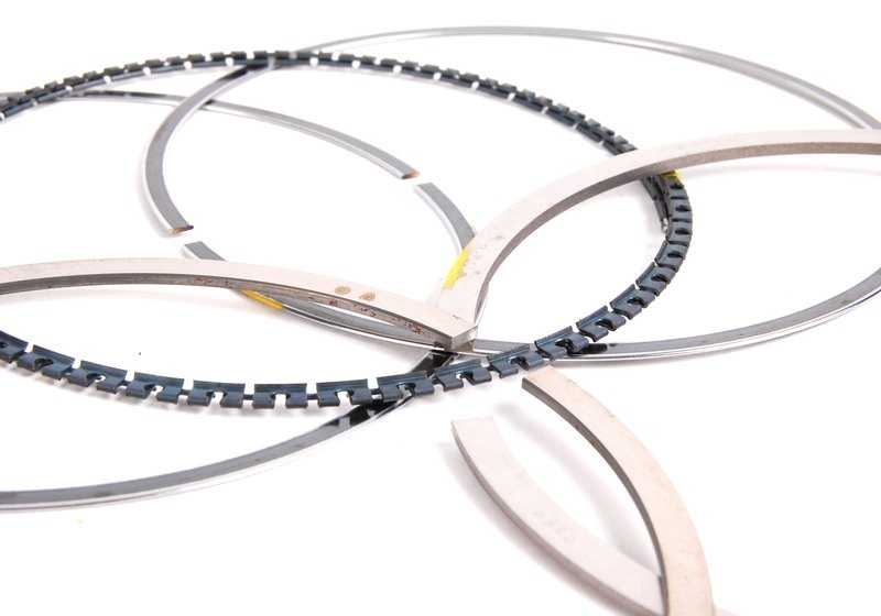 Juego de reparación de segmentos de pistones OEM 11251247916 para BMW E36 318is, 318ti, Z3 con motor M44. Original BMW.