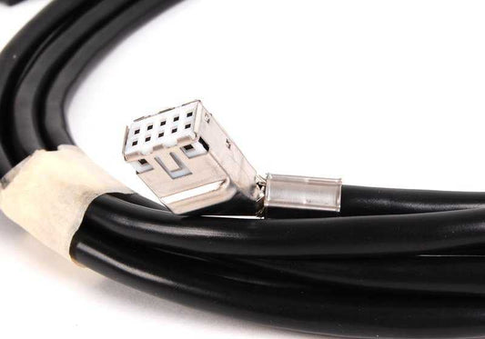 Cable de conexión para cargador de CD OEM 61128374683 para BMW Serie 3 E46. Longitud 4150mm. Original BMW.