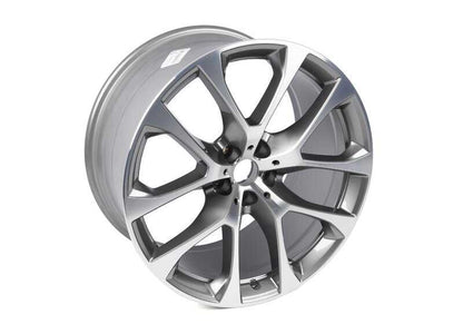 Alloy Tire V-Radio Design 738 OEM 36116883758 für BMW X5 G05, G05N, G18 und BMW X6 G06. Original BMW.