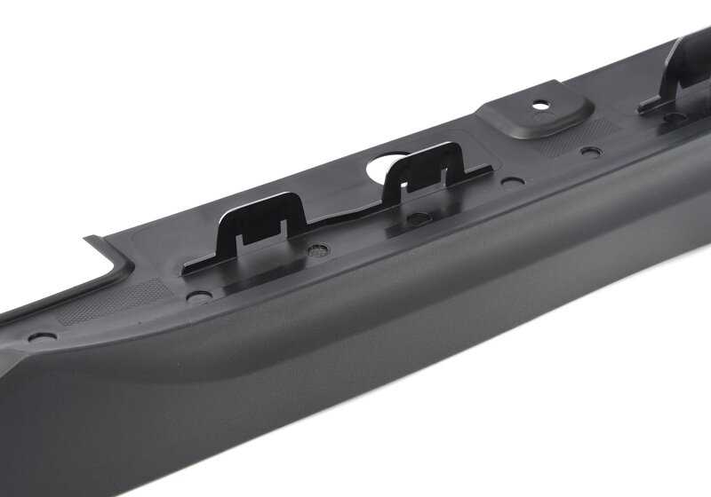 Spoiler delantero OEM 51118082248 para BMW X6 M Competition F96 (modelos CY01, CY02) con motor S63 y tracción total. Original BMW.
