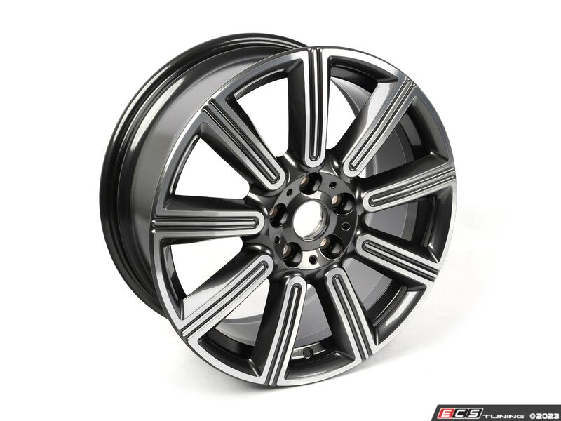 Cerchio in lega leggera 8Jx18 ET57 Spectre Grey OEM 36116883351 per MINI Clubman F54, Clubman F54 LCI... e altro ancora. MINI originale.