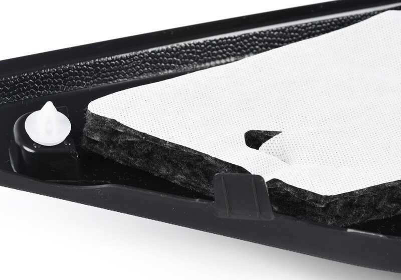 Carenado D-Pilar LSP superior derecho para BMW F95, G05, G18 (OEM 51438092632). Original BMW.