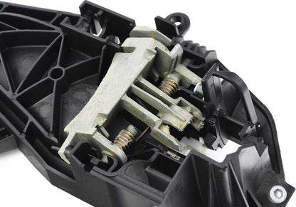 Soporte maneta exterior puerta izquierda OEM 51227199839 para BMW E90, E91. Original BMW.
