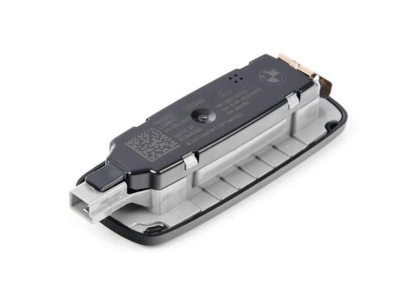 Panoramic roof interior light left for BMW X5 F95, G05, X7 G07 (OEM 63317911115). Original BMW