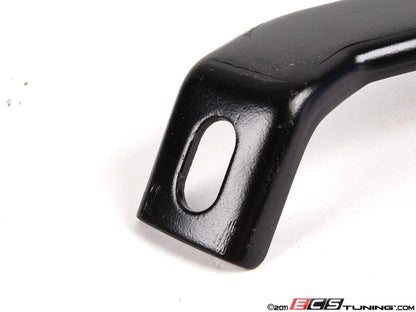 Soporte delantero del equipo de aspiración OEM 11611735265 para BMW Serie 3 E36 320i y Serie 5 E34. Original BMW.