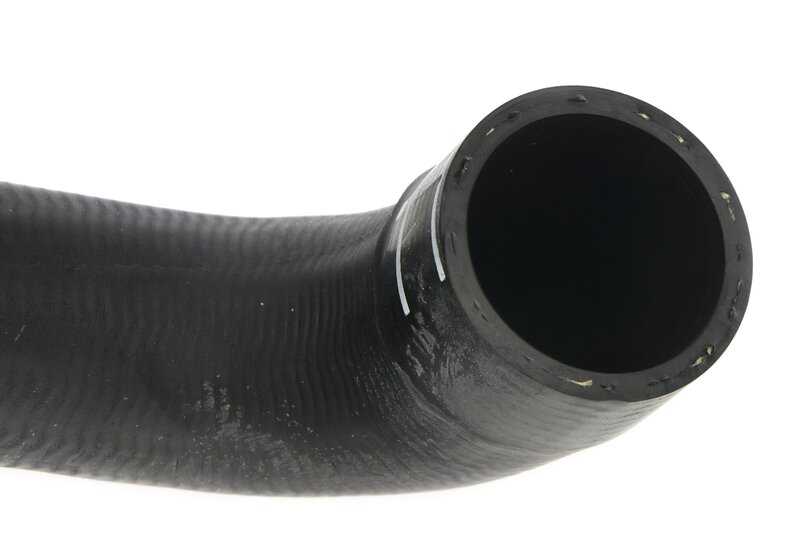 Manguera del sistema de refrigeración OEM 11537626545 para BMW F06, F06N, F12, F12N, F13, F13N, F02N. Original BMW.