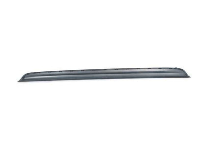 Moldura lateral derecha imprimada OEM 51775A7B518 para MINI F60 (Cooper). Compatible con modelos fabricados entre 2016 y 2024. Original MINI.