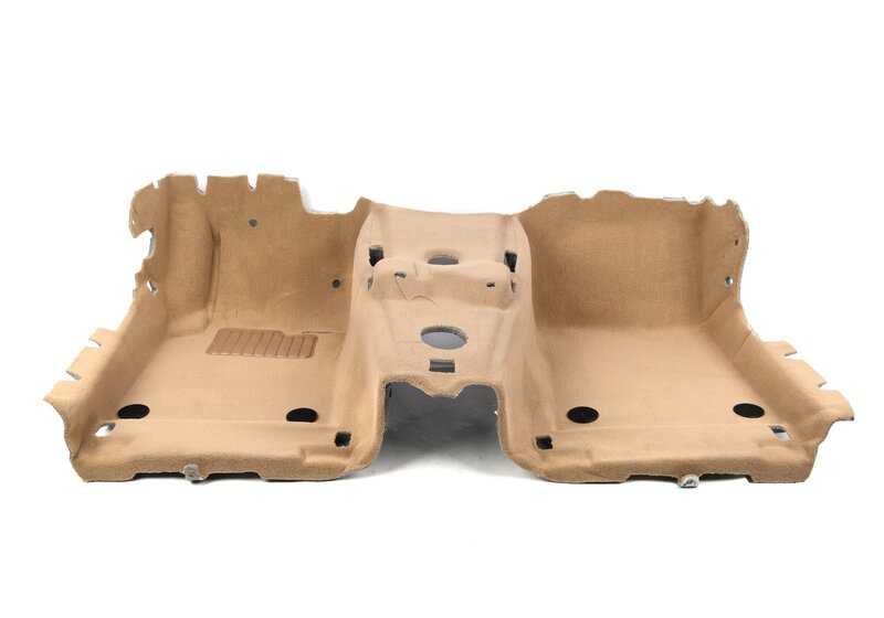 Revestimiento suelo delantero OEM 51478197040 para BMW E46. Color beige claro. Pieza original BMW.