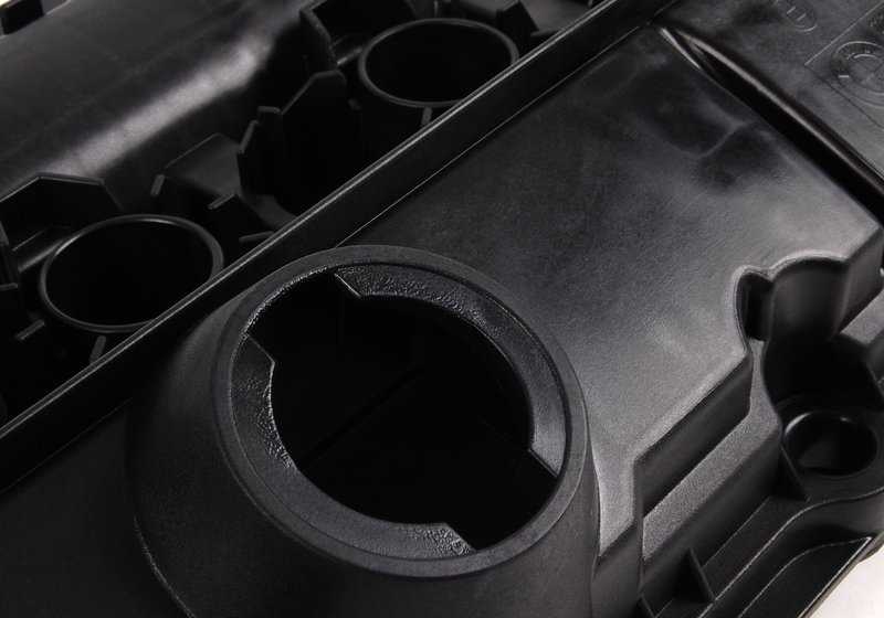 Tapa de culata OEM 11127512839 para BMW E46, E39, E60, E61, E65, E66, E83, E53, E85. Original BMW.