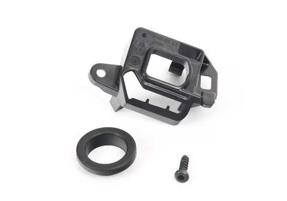 Carcasa inferior izquierda de retrovisor OEM 51169448661 para BMW i20 (iX xDrive, xDrive, M60) desde 2021 hasta 2025. Repuesto original BMW.