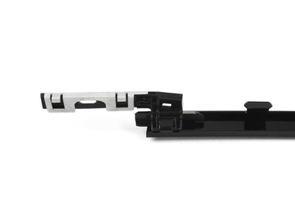 Moldura ventanilla trasera derecha OEM 51337482864 para BMW 2 Series G42, G87. Original BMW.