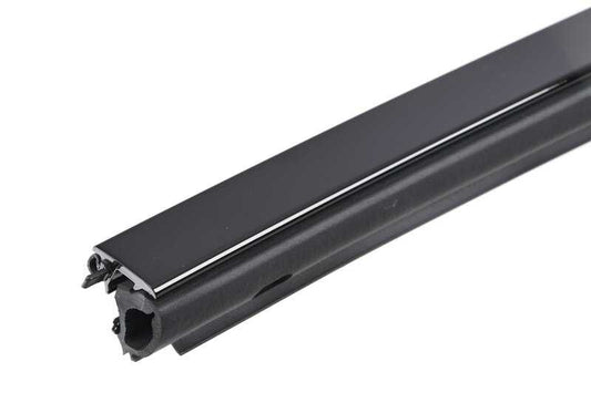 Moldura Shadowline lateral derecha OEM 51337482862 para BMW G42 y G87. Original BMW.