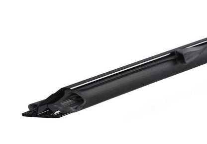 Moldura Shadowline lateral derecha OEM 51337482862 para BMW G42 y G87. Original BMW.