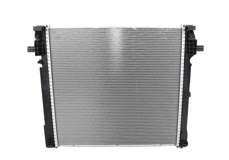 Radiador de refrigeración OEM 17118642745 para BMW X3 G01 y X4 G02. Original BMW.