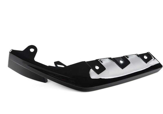 Embellecedor lateral izquierdo pintado OEM 51118084177 para BMW G80. Compatible con modelos M3 y M3 Competition, incluyendo versiones xDrive. Original BMW.