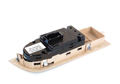 Interruptor elevalunas eléctrico lado conductor OEM 61319217352 para BMW E92, E92N. Color beige. Original BMW.