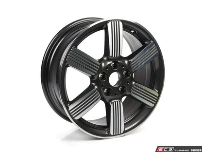 Jante en alliage léger 7Jx17 ET54 couleur Spectre Grey (Spectre Grey Dark Metallic) OEM 36116884399 pour MINI F55, F56, F57... et plus. MINI d'origine.