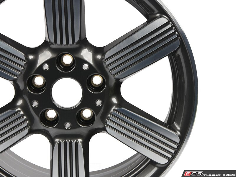 Jante en alliage léger 7Jx17 ET54 couleur Spectre Grey (Spectre Grey Dark Metallic) OEM 36116884399 pour MINI F55, F56, F57... et plus. MINI d'origine.