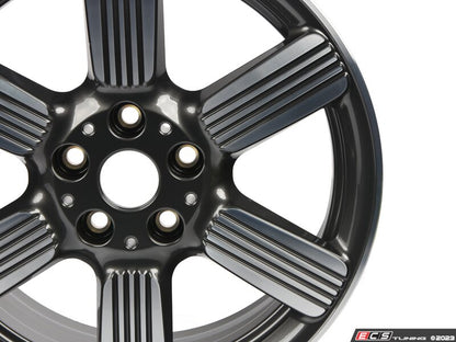 Jante en alliage léger 7Jx17 ET54 couleur Spectre Grey (Spectre Grey Dark Metallic) OEM 36116884399 pour MINI F55, F56, F57... et plus. MINI d'origine.