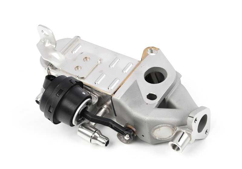 Enfriador de gases de escape OEM 11718513693 para BMW F10, F02, F15. Original BMW.
