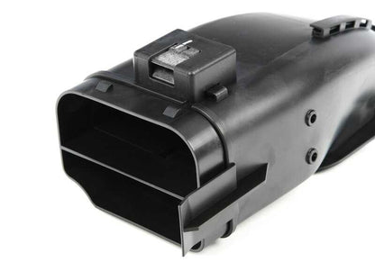 Conducto de admisión OEM 13717852377 para BMW F90, F91, F92, F93. Original BMW.