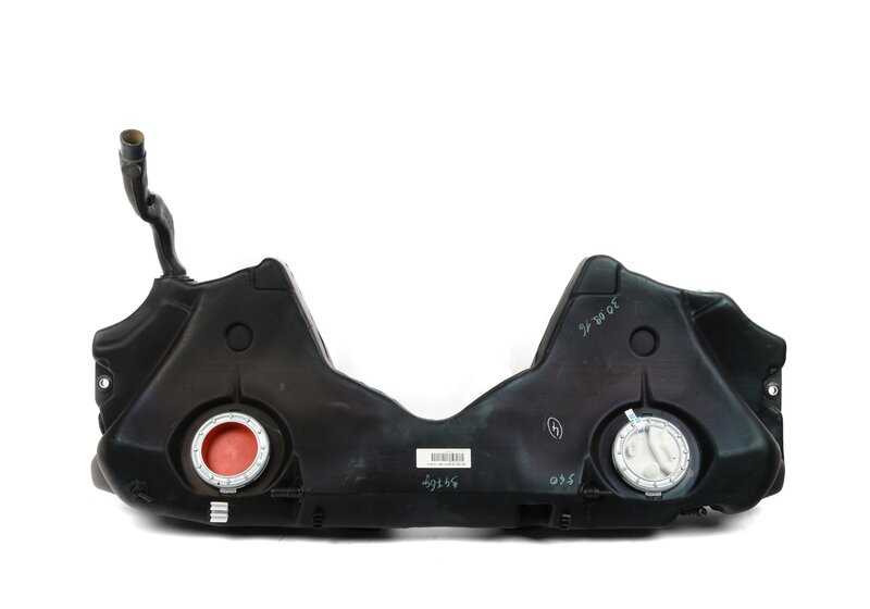 Depósito de combustible 70L OEM 16116752361 con sensor para BMW E39 520i (todos los modelos compatibles: DD11, DD12, DD21, DD22, DM11, DM12, DM21, DM22, DT11, DT12). Original BMW.