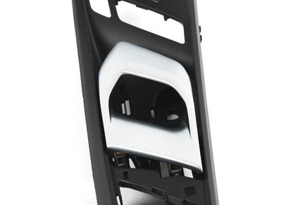 Manilla interior puerta izquierda OEM 51216997887 para BMW G06, F96, G07. Original BMW.