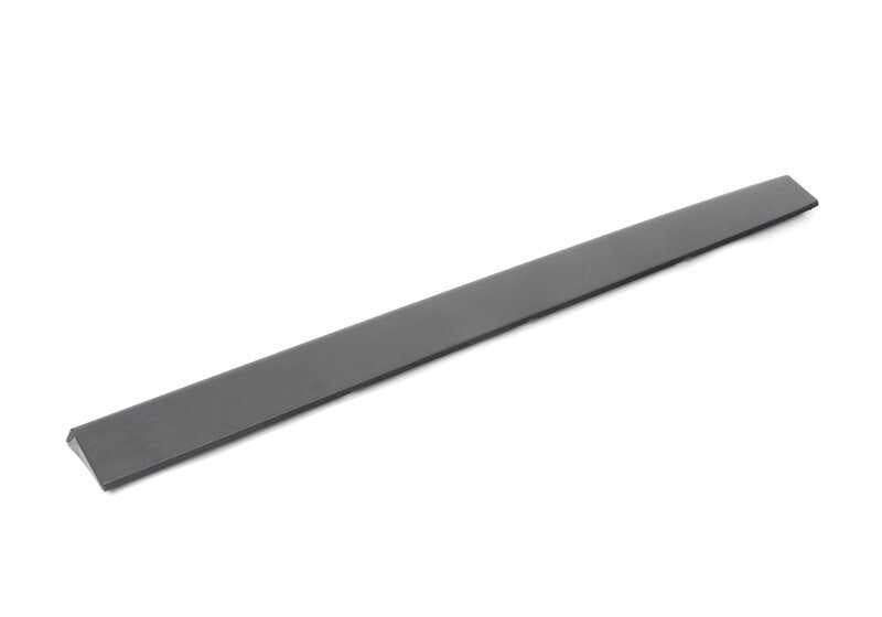 Lateral molding right front door OEM 51137388226 for BMW X3 G01 (models: XDRive20d, SDRive18D). Original BMW.