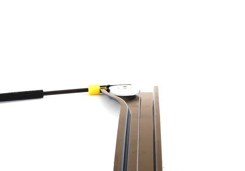 Elevalunas eléctrico delantero izquierdo OEM 51337202479 para BMW E65, E66. Compatible con modelos 730d, 730i, 735i de diversas motorizaciones y años. Recambio original BMW.
