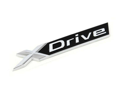 Emblema "BMW" OEM 51145A0CB53 para BMW G70. Original BMW.