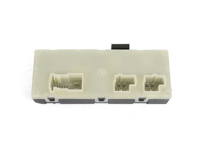 CONTROL MODULE FOR OPENING/CLOSURE OF THE BOARD OEM 61359451484 FOR BMW F40, G20, G21, G28, F90, G30, G38, G11, G12, F92, F93, G15, G16, G01, G08, F97, G02, F98, F95, G06, F96. Original BMW.