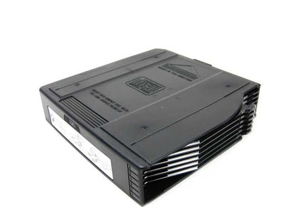 Revista de CD para BMW Série 1 E81, E82, E87, E87N, E88, Série 3 E46, E90, E90N, E91, E91N, E92, E92N, E93, E93N, Série 5 E39, Série 7 E65, E66, X1 E84, X3 E83, E83N, X5 E53, Z4 E85, E86, Z8 E52, MINI R50, R52, R53 (OEM 65128364931). BMW original