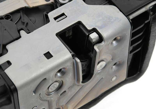 Cierre de puerta trasera derecha OEM 51227281956 para BMW F90, G30, G11, G12, F15, F85, F16, F86. Original BMW.